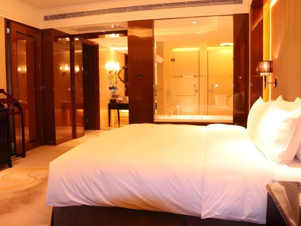 Wyndham Grand Plaza Royale Xianglin Shaoyang Hotel Екстериор снимка