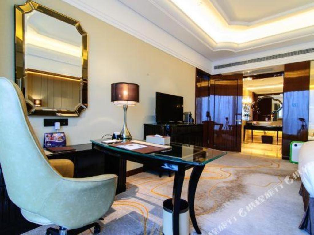 Wyndham Grand Plaza Royale Xianglin Shaoyang Hotel Екстериор снимка