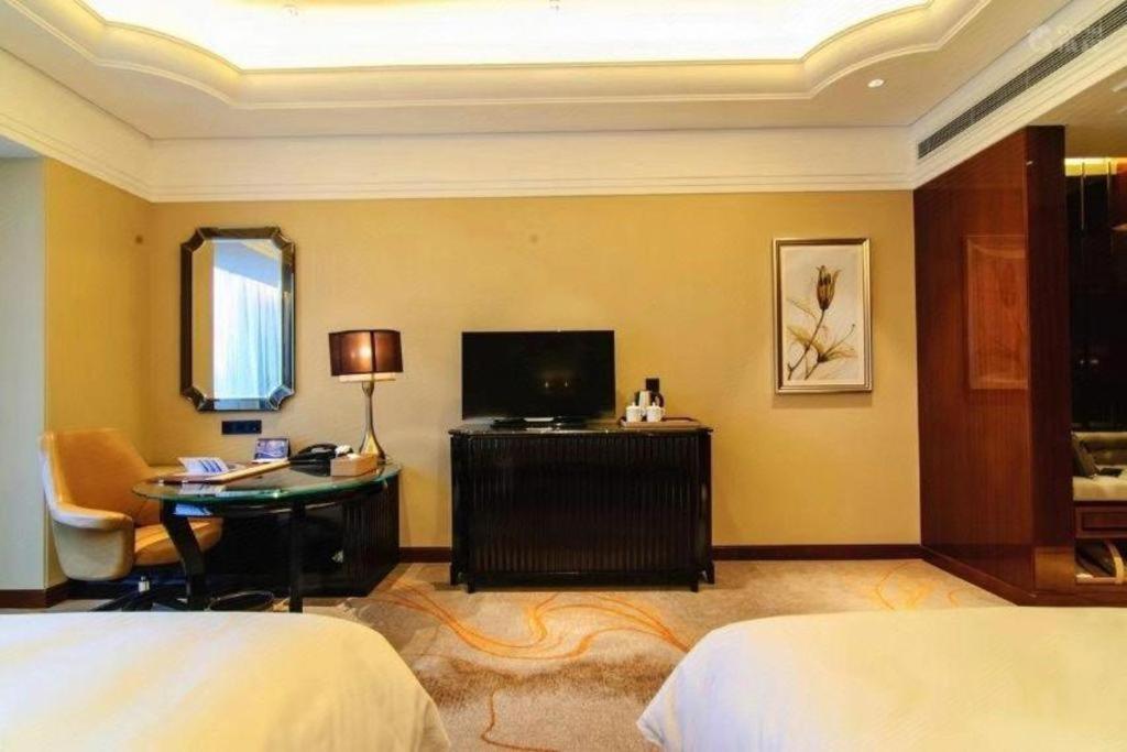 Wyndham Grand Plaza Royale Xianglin Shaoyang Hotel Екстериор снимка