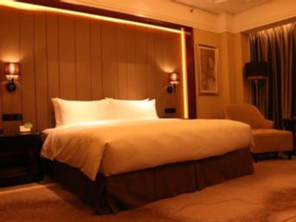 Wyndham Grand Plaza Royale Xianglin Shaoyang Hotel Екстериор снимка