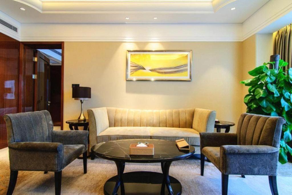 Wyndham Grand Plaza Royale Xianglin Shaoyang Hotel Екстериор снимка